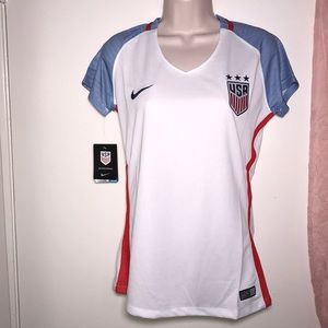 USA Women Jersey- OPEN TO OFFERS!